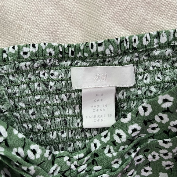 H&M Top - Picture 3 of 3